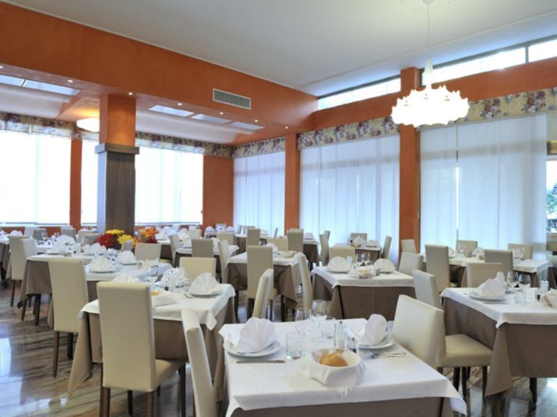 Hotel President Bibione Exterior photo