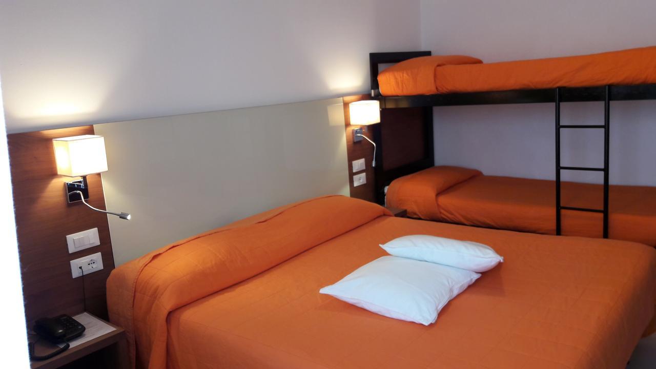 Hotel President Bibione Exterior photo